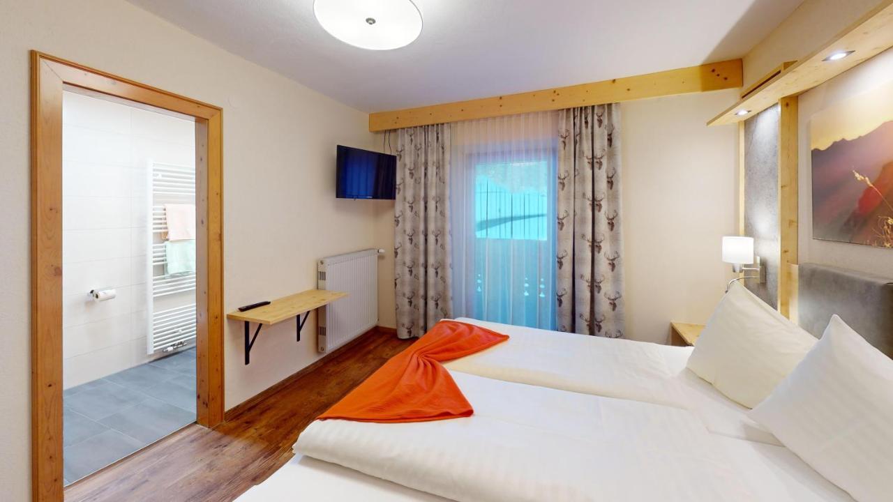 Hotel Pension Haid Sankt Leonhard im Pitztal Luaran gambar