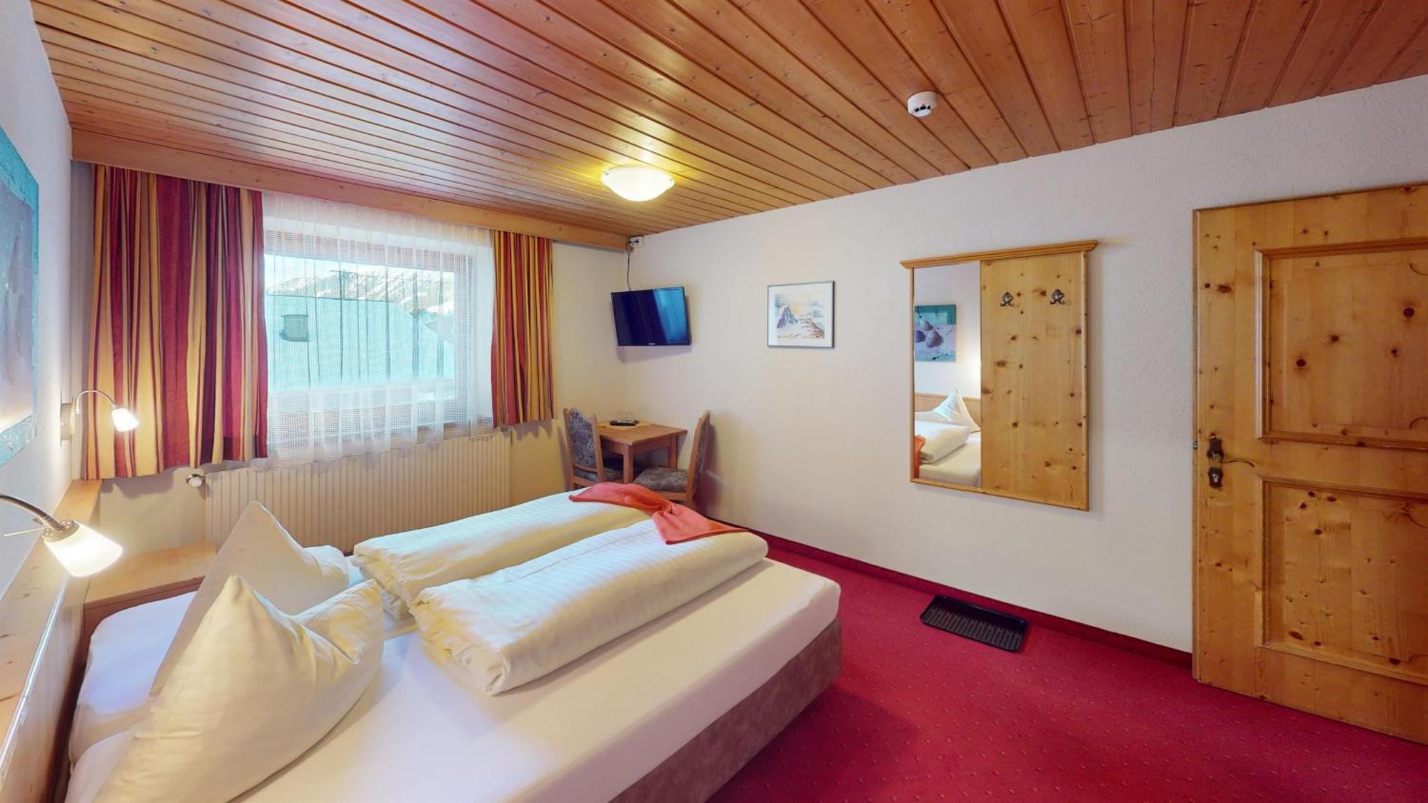 Hotel Pension Haid Sankt Leonhard im Pitztal Luaran gambar