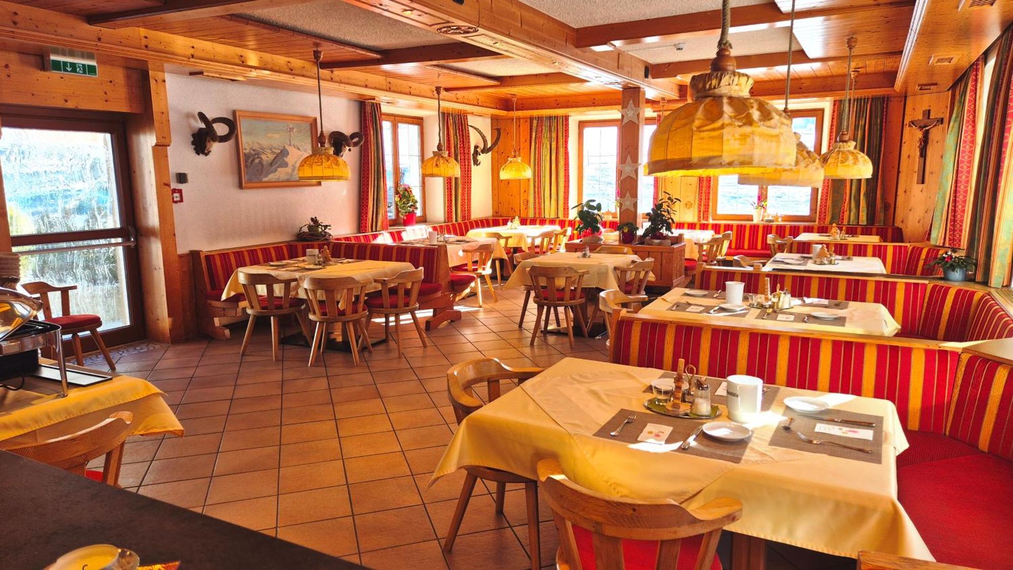 Hotel Pension Haid Sankt Leonhard im Pitztal Luaran gambar